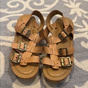 Kori-Ease Platform Sandals Sz7 NWOT